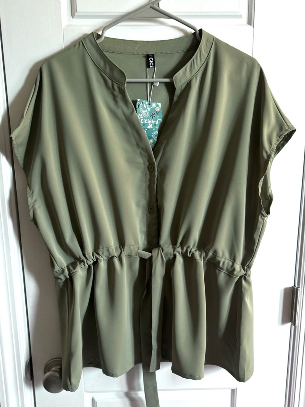 NWT CiCiBird Olive Green Peplum Tie Waist Button Front Blouse XL